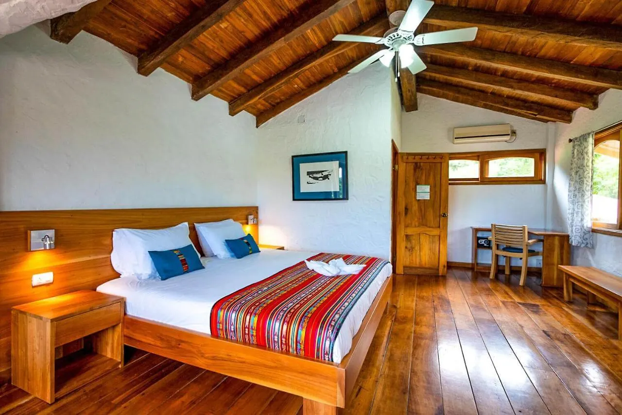 Enchanted Galapagos Lodge Puerto Ayora