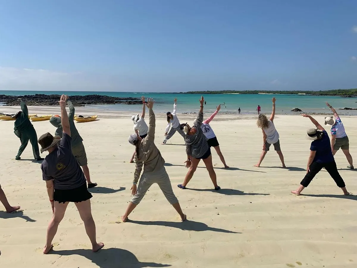 Enchanted Galapagos Lodge 푸에르토아요라 에콰도르