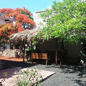 Hostal Vista Al Mar Puerto Ayora (Galapagos Islands)